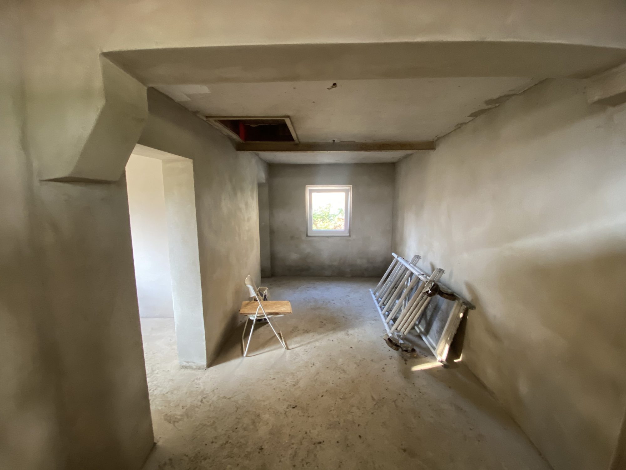 Innen- und Außenputzarbeiten Berlin-Köpenick Rübezahlallee 54 – während der Arbeiten (Bild 4)