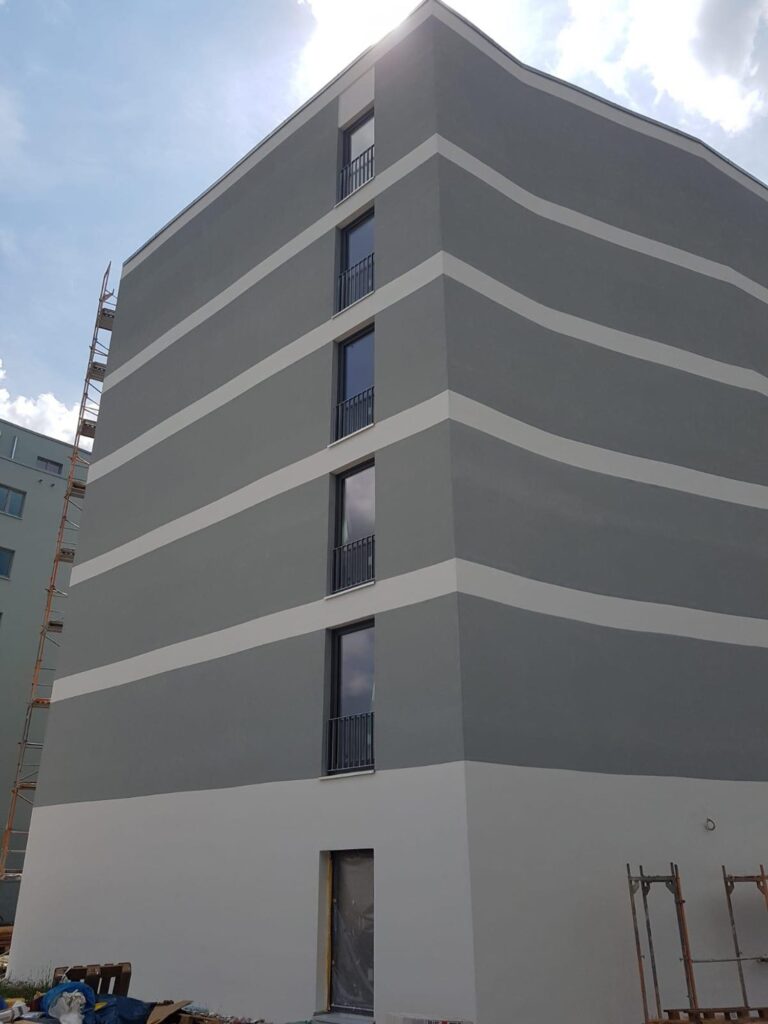 Fassade WDVS Modulare Unterkünfte Berlin-Kreuzberg Zossener Straße – nach der Sanierung (Bild 5)