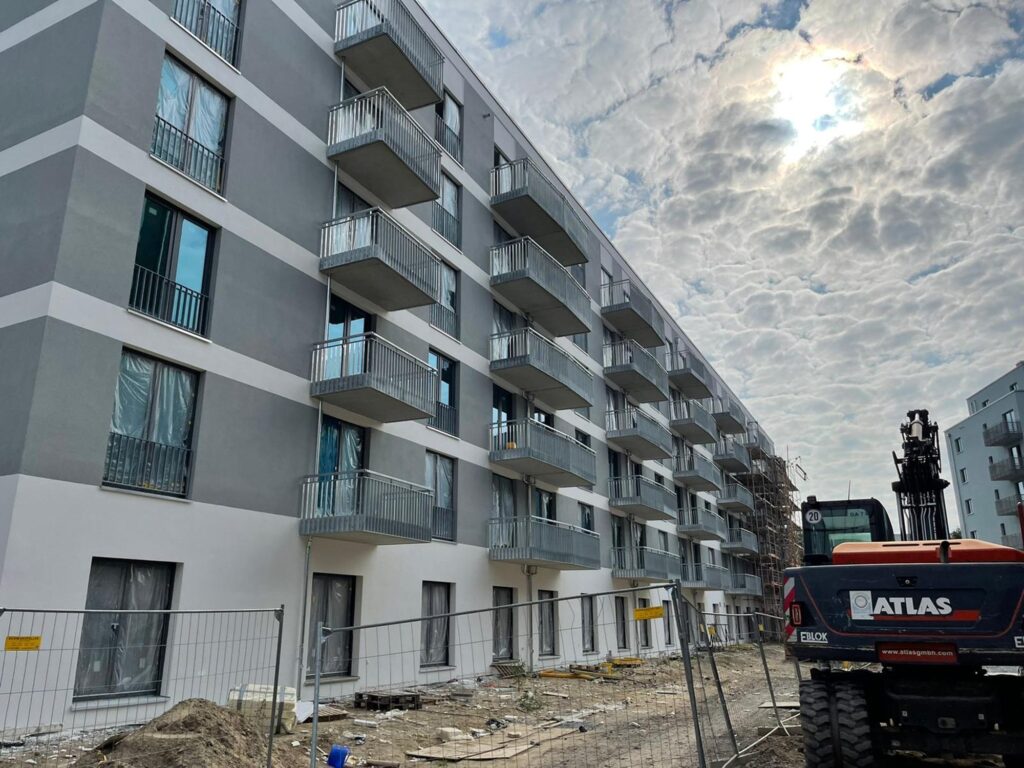 Fassade WDVS Modulare Unterkünfte Berlin-Kreuzberg Zossener Straße – nach der Sanierung (Bild 3)