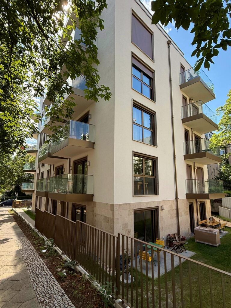 Fassade WDVS Berlin Steglitz Martinstrasse – nach der Sanierung (Bild 1)