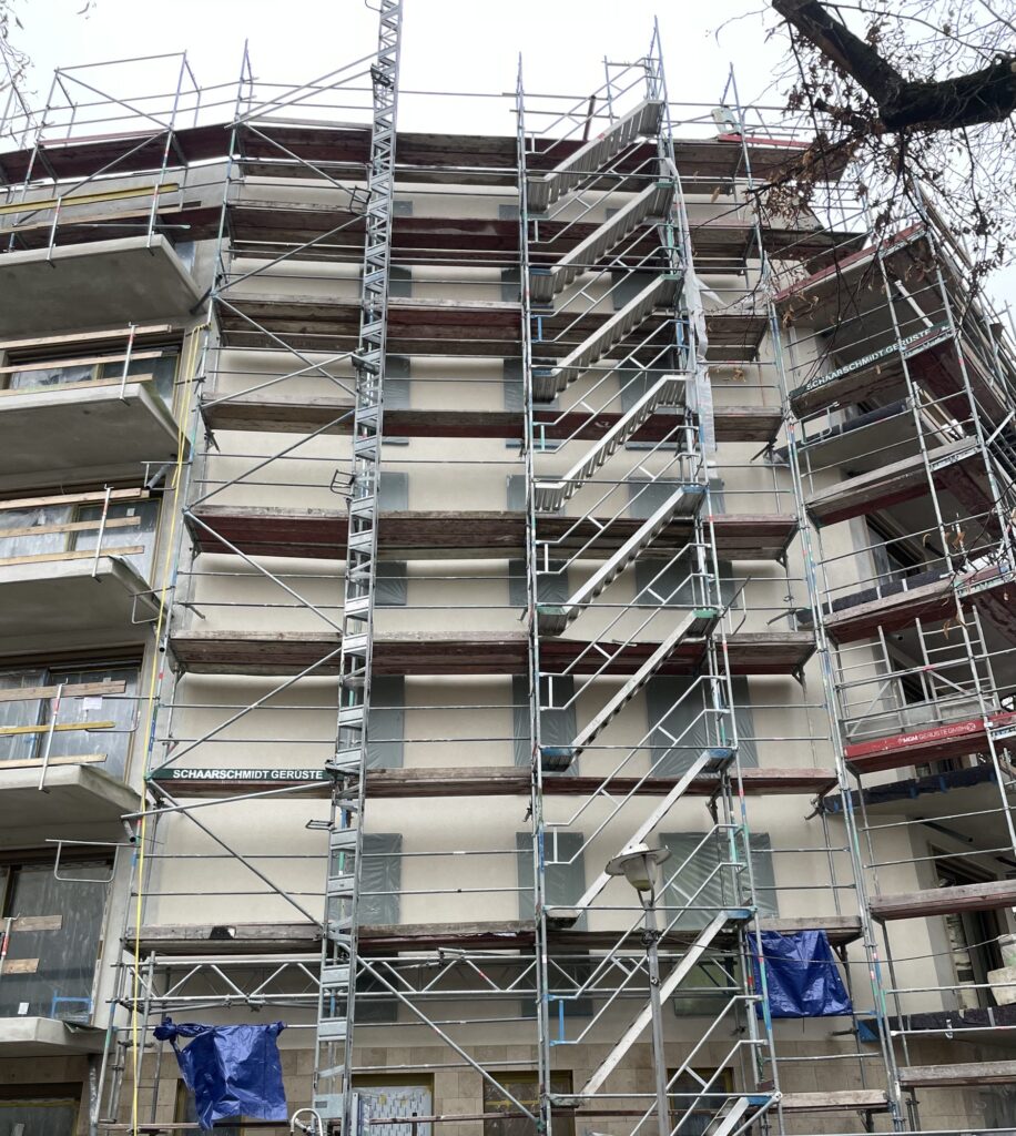 Fassade WDVS Berlin Steglitz Martinstrasse – während der Arbeiten (Bild 3)